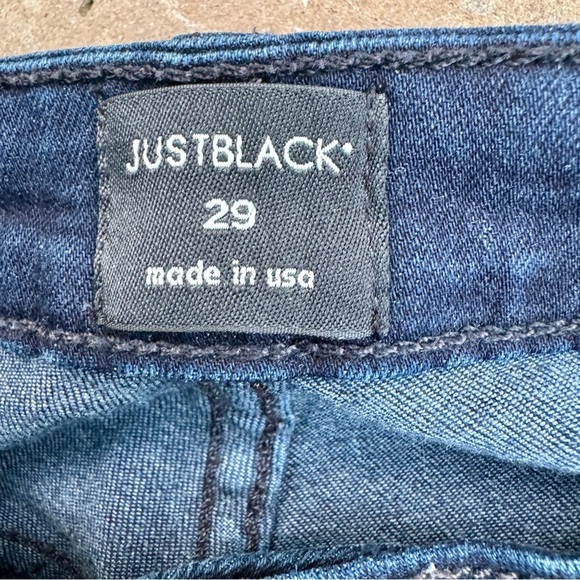 EUC Just Black Denim Fringe Hem Ankle Jeans Shark Bite Stretch Indigo US Made 29 - Picture 10 of 12